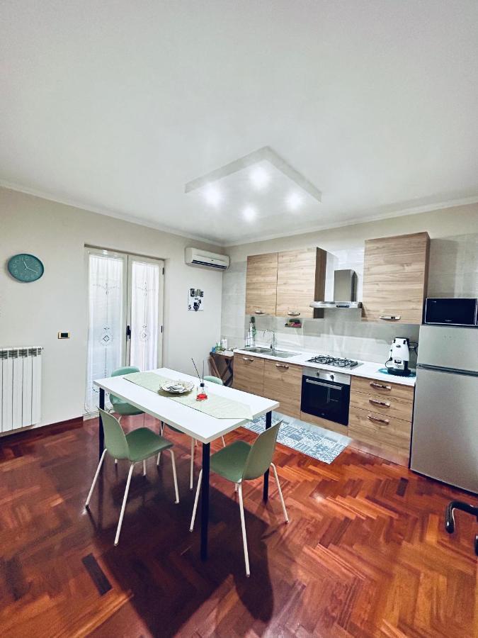 Luena Home Luxury Apartment Brusciano Exteriér fotografie